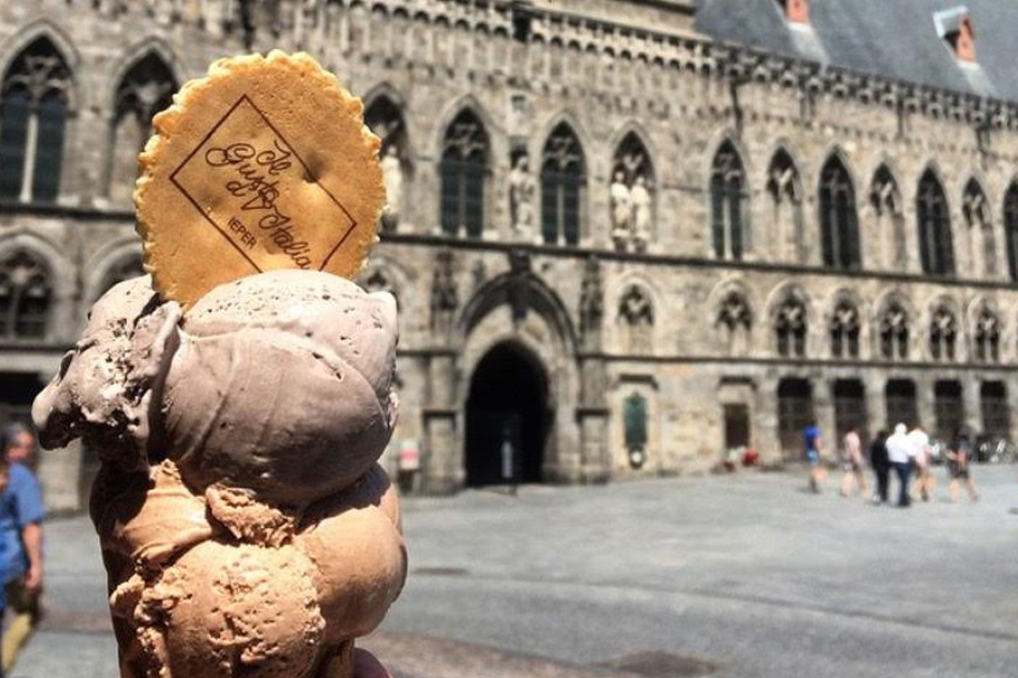 Lekker huisgemaakt ijs en wafels